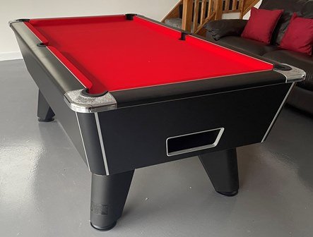 Supreme Winner Black Pool Table with Red Cloth