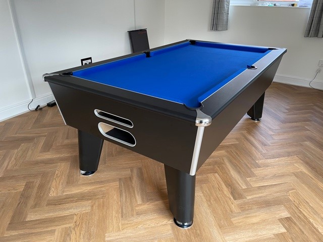 Optima Classic 7ft Table - Black with Royal Blue cloth